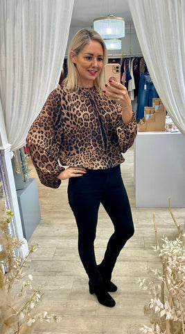 Selma Animal Bubble Hem Top