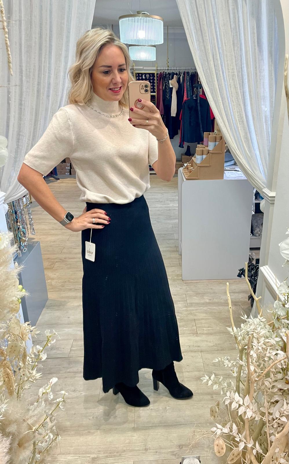 Leslie Pleated Skirt