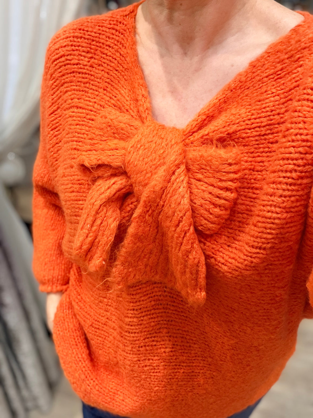 Chunky Bow Knit