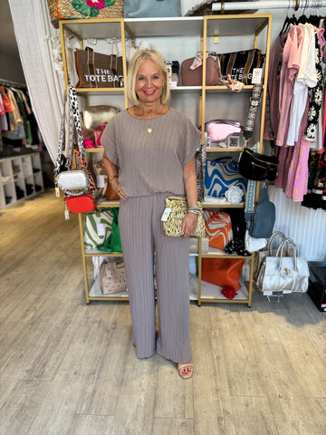 Lola Pleated Set