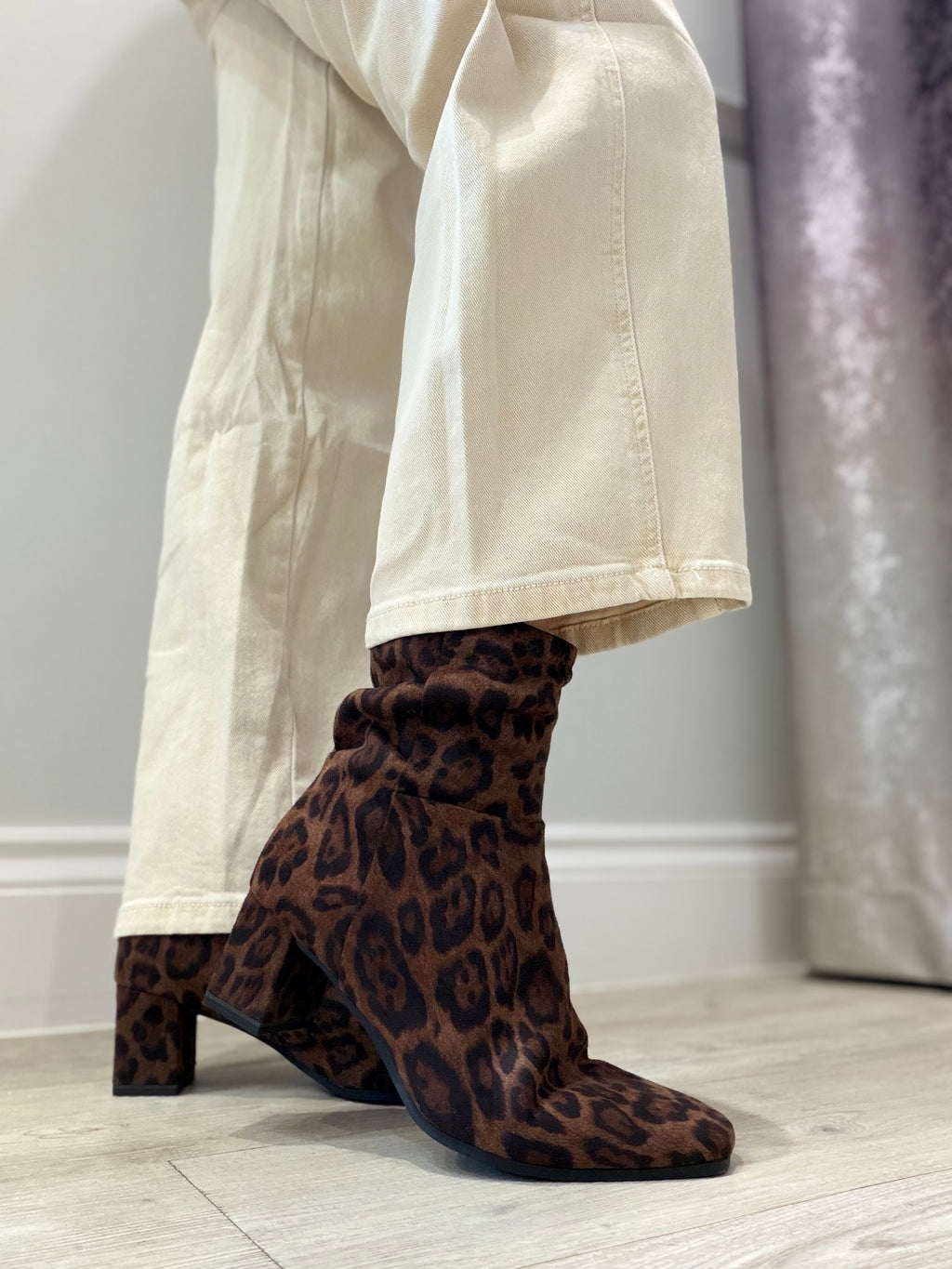 Caprice Leo Stretch Boots