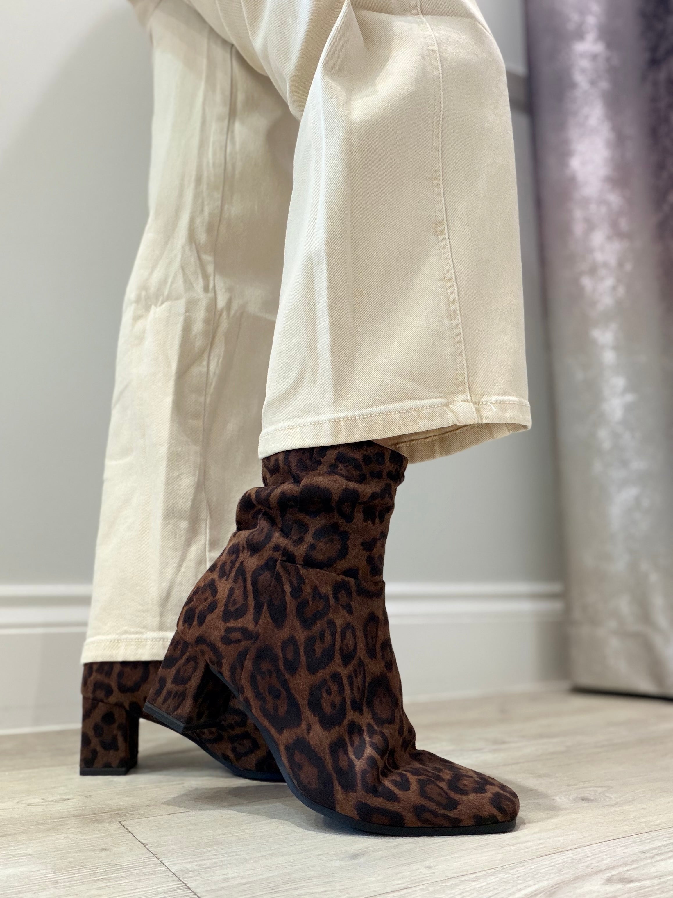 Caprice Leo Stretch Boots