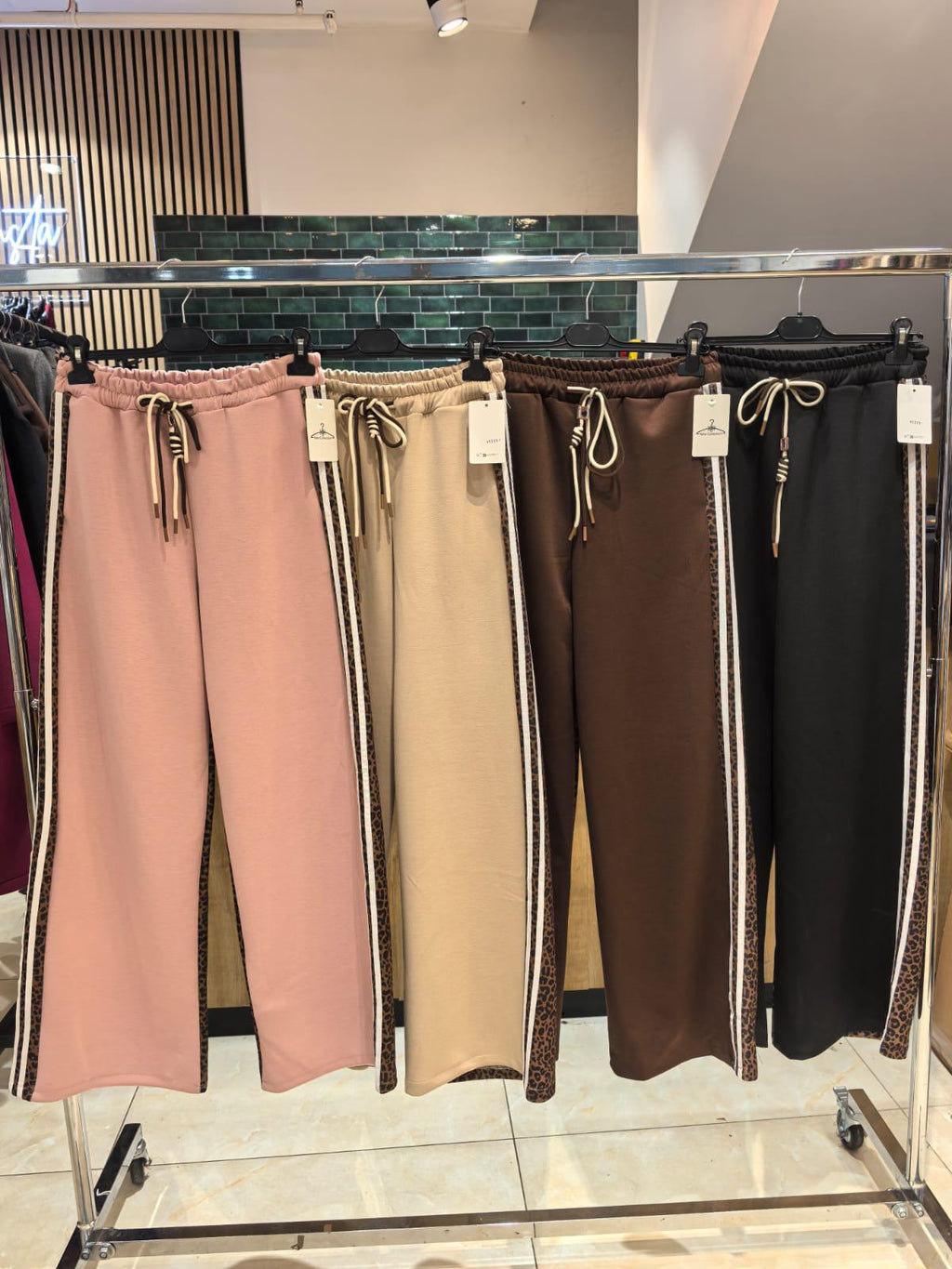 Leopard Back Joggers